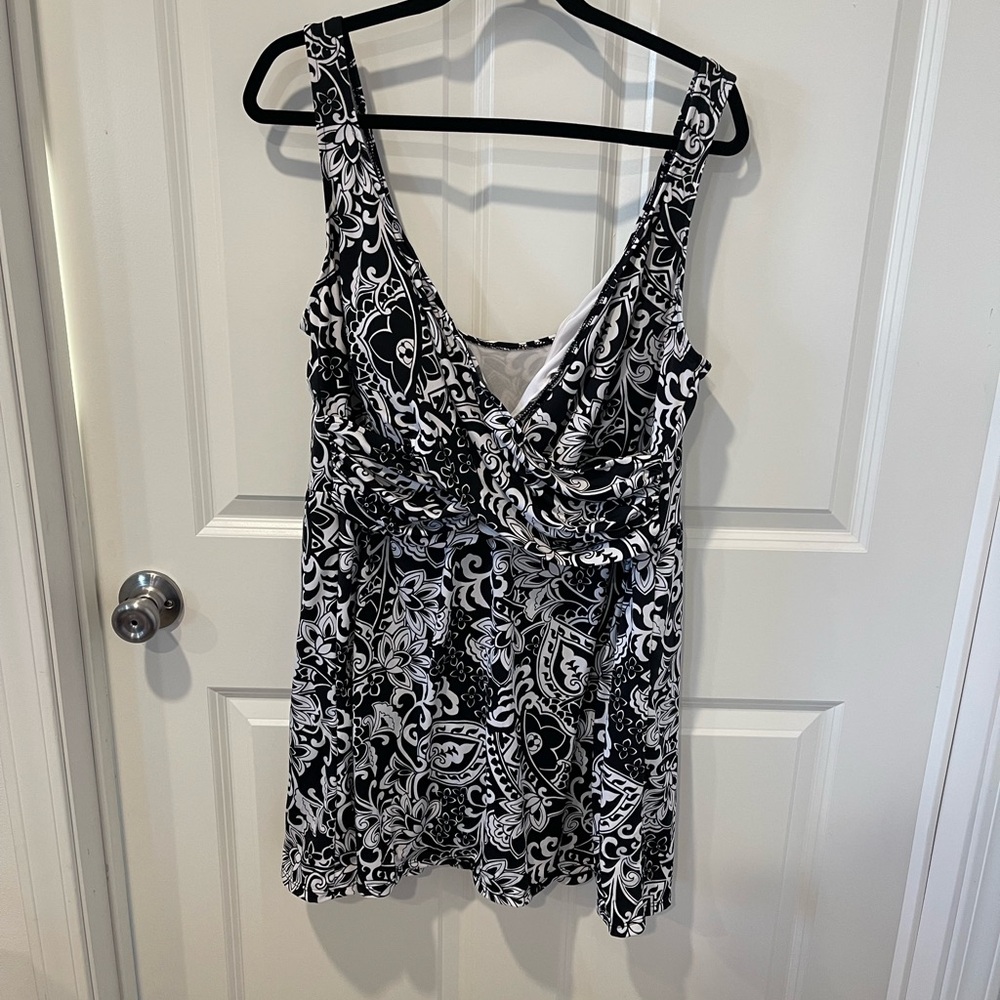 Catalina Black and White One Piece Swimsuit